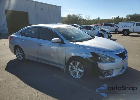 2013 Nissan Altima 2.5 из США, поврежденный, VIN 1N4AL3AP8DC277689